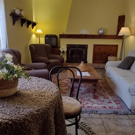 Nyaraló Almahen